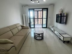 射阳射阳城东吾悦广场吾悦华府15楼三室两厅两卫，精装修，设施齐全2000月！出租房源真实图片