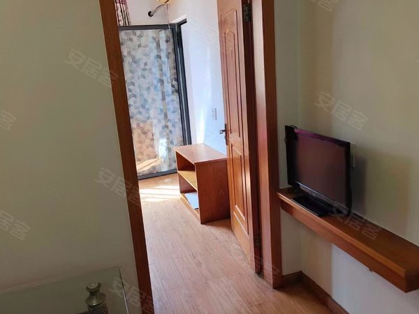 杭州桐庐桐庐城区富春滨江水岸华庭水岸华庭出租111装修清爽,家电齐全