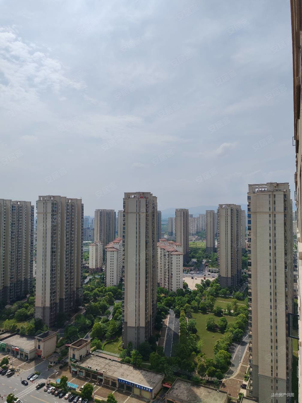 新建城三房两卫 万达旁 产业园隔壁