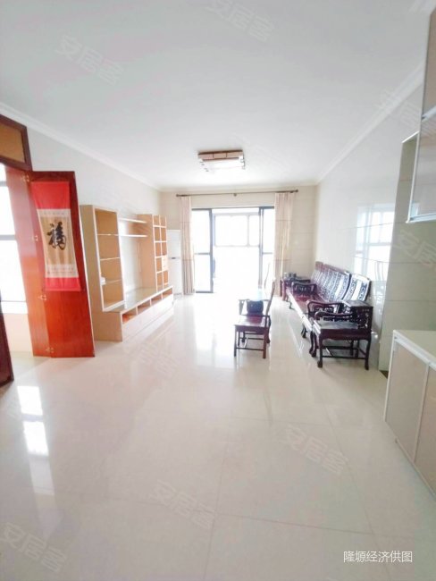整个小区性价比 全屋瓷砖上墙 七米大阳台,御景花园北区二手房,123万