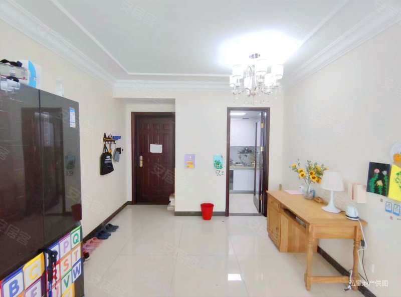 济南大学 精装好房 板楼 近医院 双卫 次新小区 南北通透,恒大睿城