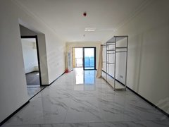 海口美兰新埠岛小区前排 东南向三室 2700元 采光充足南北通透出租房源真实图片