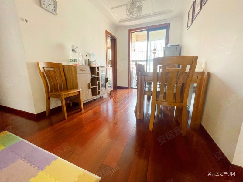 大三房中的一股清新呀住起来的惬意程度只有自己感受呀,水岸馨都二手