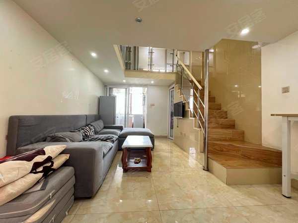 东莞万江万江中心尚峰温莎堡(商住楼)万江中心 精装复式温馨舒适 拎包