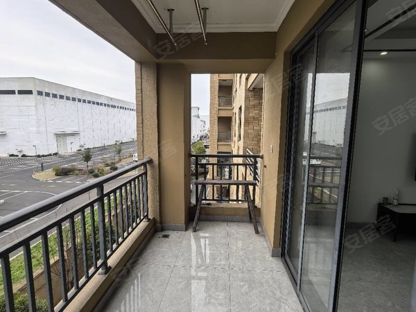 金华东阳横店南江名郡南江名郡三室两厅两卫精装修，视野开阔，配套齐全出租房源真实图片