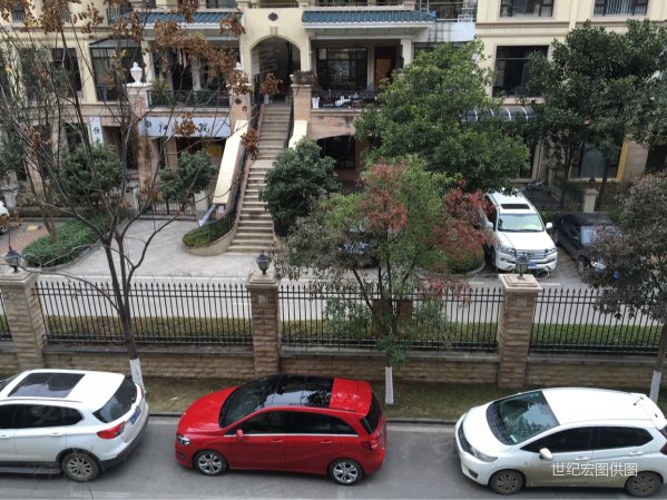 【多图】金银湖泰跃金河毛坯好房 可自由装修