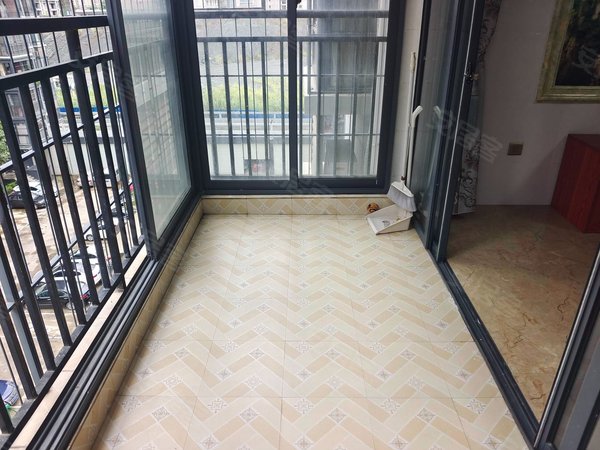 南宁江南10 1商业大道洪福花园那洪大道旁地铁4线 洪福花园2房2厅