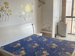 镇江句容中央广场市中心香江丽景单身公寓朝南45平精装干净,有大衣柜,好楼层出租房源真实图片