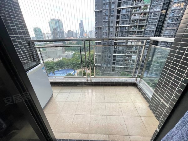 深圳罗湖蔡屋围京基100蔡屋围老围花园急租 必看小区大剧院地铁口