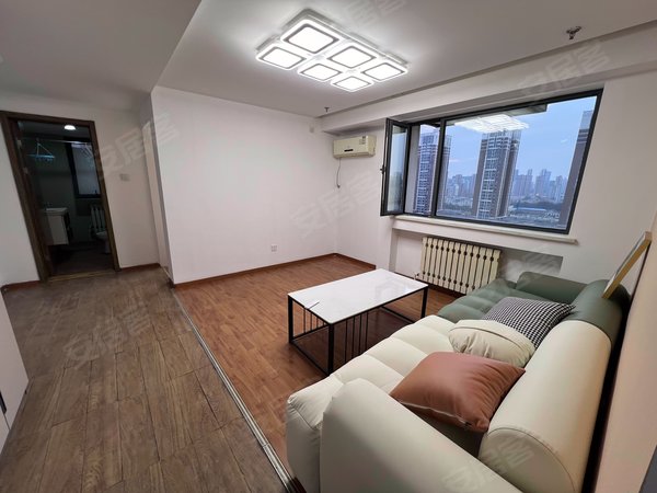 沈阳和平沈阳站温州城短租 押一付一 温州城 1室1厅1卫  电梯房 67