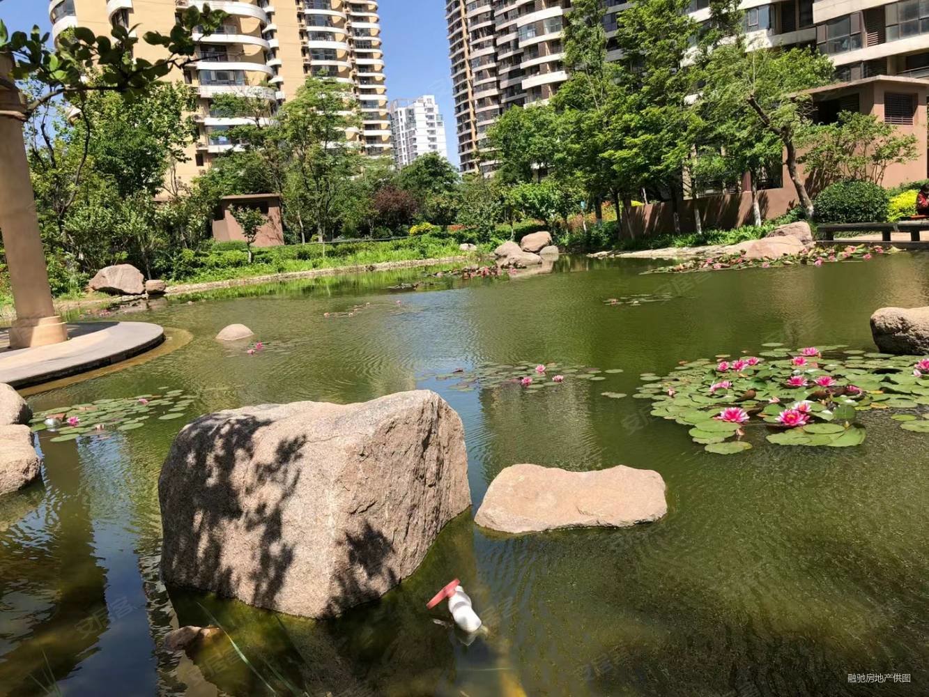 海尔山海湾3室2厅2卫148.19㎡南238万