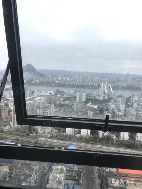 9平精装正西25楼,地王公馆二手房,49万,1室1厅,1卫,63.