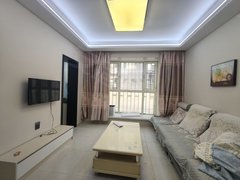 阿克苏阿克苏市阿克苏城区兴隆街附近一楼两室中装年租13500元月租1500元三个月起出租房源真实图片