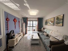 蚌埠蚌山新城区急租，嘉年华旁真实图片拎包入住家具家电齐全，看房方便出租房源真实图片