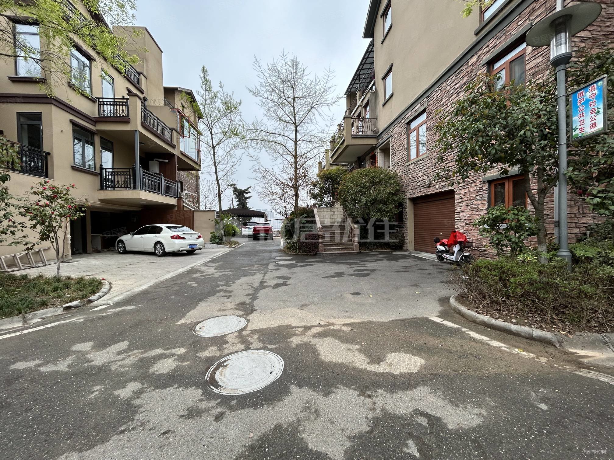 半山蓝湾(别墅)二手房,400万,5室3厅,3卫,270平米-绵阳安居客