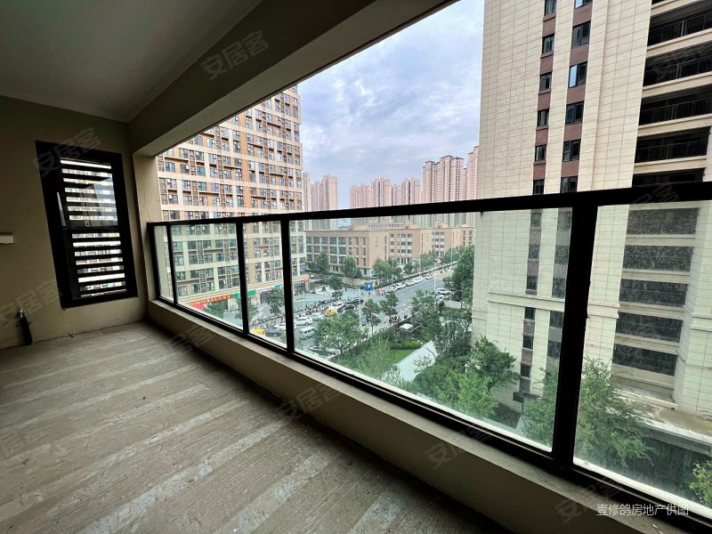 绿都澜湾梓园3室2厅2卫121.53㎡南北167万