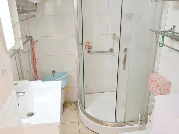 紫峰大厦 肿瘤医院 凤凰广场 精装三室朝南,玄武租房-南京58安居客