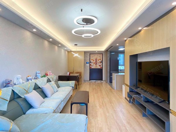 陵东租房,万科首府未来城(二期)精装修三室出租 电梯房 南北通透,皇姑