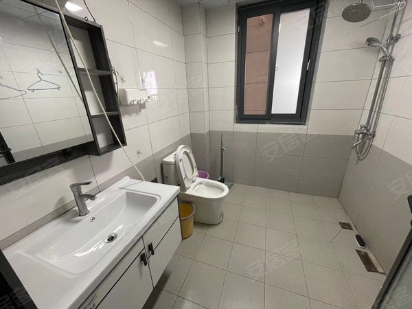 徐州睢宁睢宁城区永昶嘉园出租永昶嘉园 精装三室 东西齐全 拎包入住!