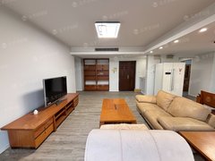 上海黄浦蓬莱公园阳光翠竹苑大三房!配套齐全!拎包入住!交通便利!随时看房!出租房源真实图片