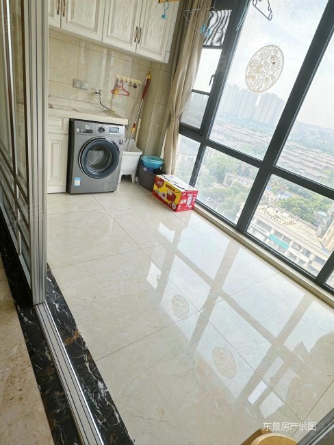 大平层172平天禧花园13楼边套 豪华装修4房2厅2卫证满