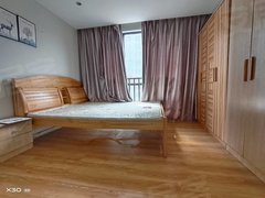 安宁太平新城 时代贸港 精装1室 带家俱独立卫生间700出租