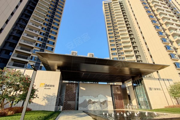 汕尾二手房 万象天地 > 张海雅解读万象天地小区设施