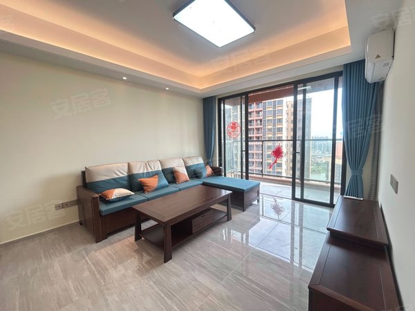 佛山禅城魁奇新鸿基泷景(八期)实拍图 泷景花园八期 望江三房 家私