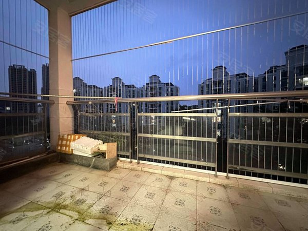 广州增城新塘新康花园新塘白江地铁口13号线 新康花园 大两房出租房源