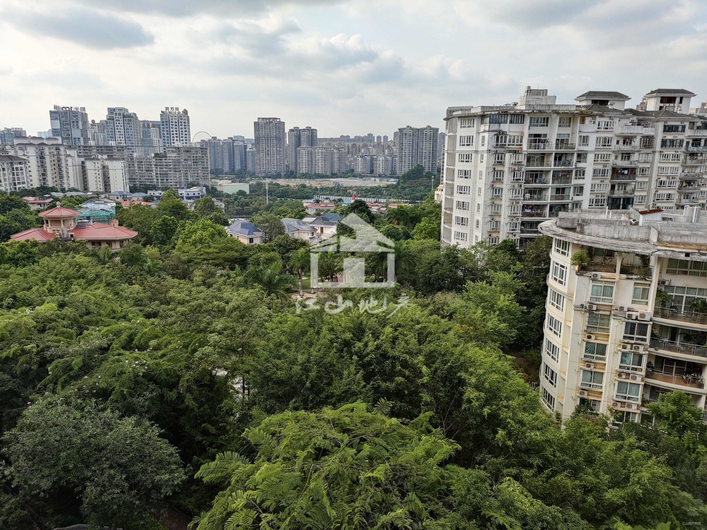 翡翠园一期3房2厅150万