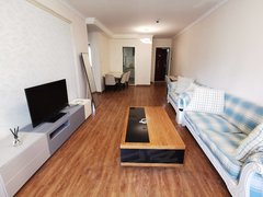 乌鲁木齐开发区开发区二期万达华府88平精装带空调家具家电齐全出租房源真实图片