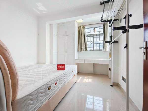 深圳宝安新安泰华大厦(本周必租)免费带看 灵芝地铁旁 全屋朝南 采光