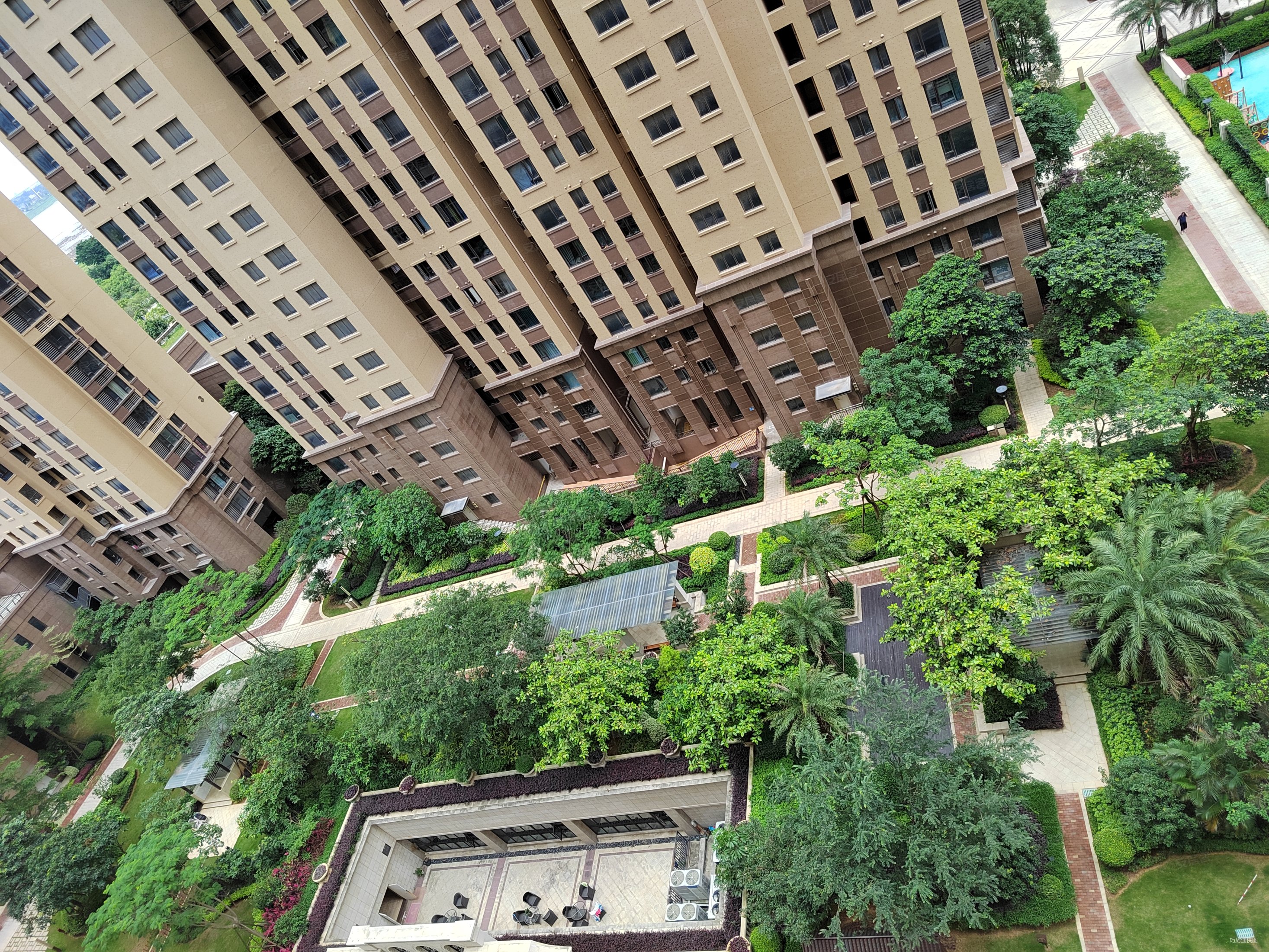 上实海上海领海苑3室2厅1卫95.15㎡南200万