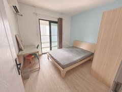 武汉青山冶金大道五号线和平公园地铁口 印象城楼上 主卧阳台 押一付一 无中介出租房源真实图片