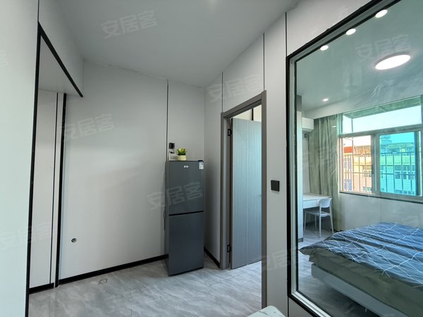 金华东阳城东南市路103号楼南市路 双岘路 建澜小学附近 各种户型齐全 领包入住出租房源真实图片