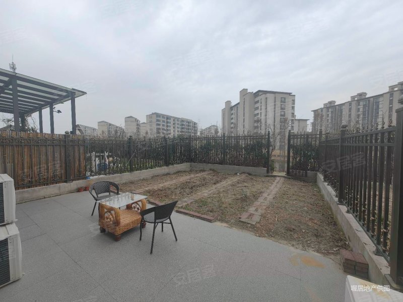 保利铃兰公馆公寓住宅