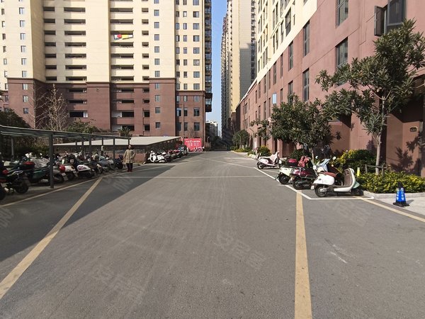 六安金安金安万达汇金国际广场红街酒吧街，西都广场，单门独户，1室1厅，汇金广场，套房整租出租房源真实图片