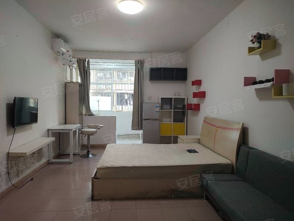 深圳福田车公庙泰然公寓区地铁口,泰然小区34平,精装一房,急租价格可