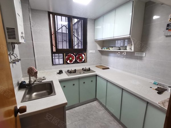 【多图】北碚解放路小区,朝阳租房,正码头附近电梯三房出租 平进平出