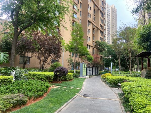 昆明盘龙滨江俊园滨江俊园(2期)无中介,滨江俊园二期27栋,火车北站