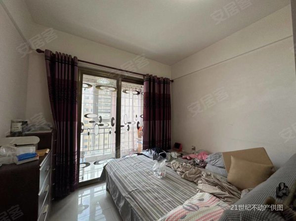 海城国际小区电梯房精装修157平,海城国际公寓二手房,100万,3室2厅,2