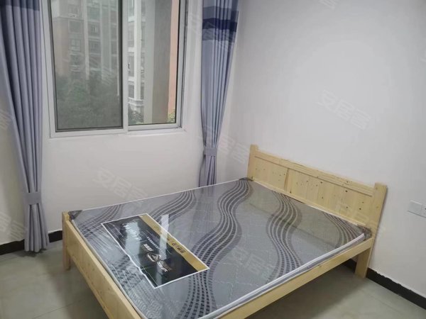 宿州萧县萧县城区闽泰第一城闽泰步梯3楼3室,东西齐全,领包即住出租