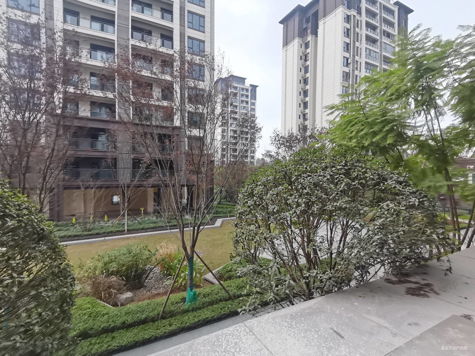 荣商学府康城a区