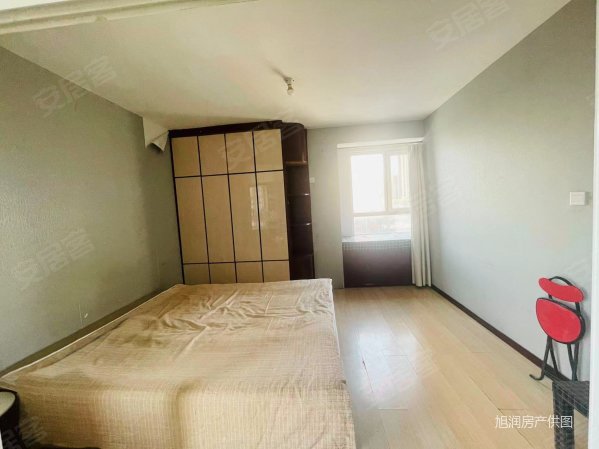 文华苑(b区) 满二 精装修 出行方便 产权清晰 近地铁