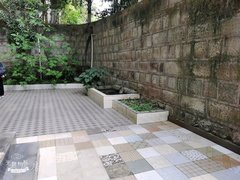 自贡沿滩龙湖龙湖沿二小旁 龙湖郡 精装2室2厅1卫带花园 家具家电齐全出租房源真实图片