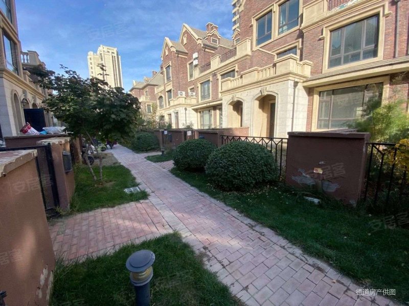 孔雀城剑桥郡英伦别墅南北双花园