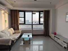 安丘安丘城区世纪泰华城安丘车站附近，南向的房子，家具家电都齐全，拎包入住出租房源真实图片