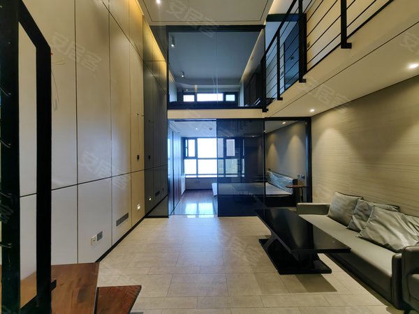 天拖南融创中心中南广场(西区)中南广场 价格可谈 两室两卫 精装loft