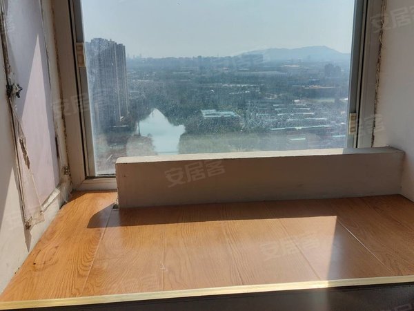 无锡惠山堰桥堰湾长堤不收中介费,临宝湾物流,堰湾朝南大单间,家电