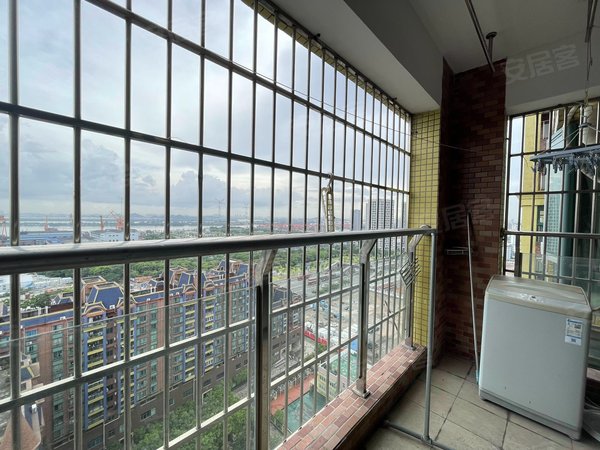 东港花园 3室2厅1卫 配套齐全 南北通透 精装修 随时可看,黄埔租房